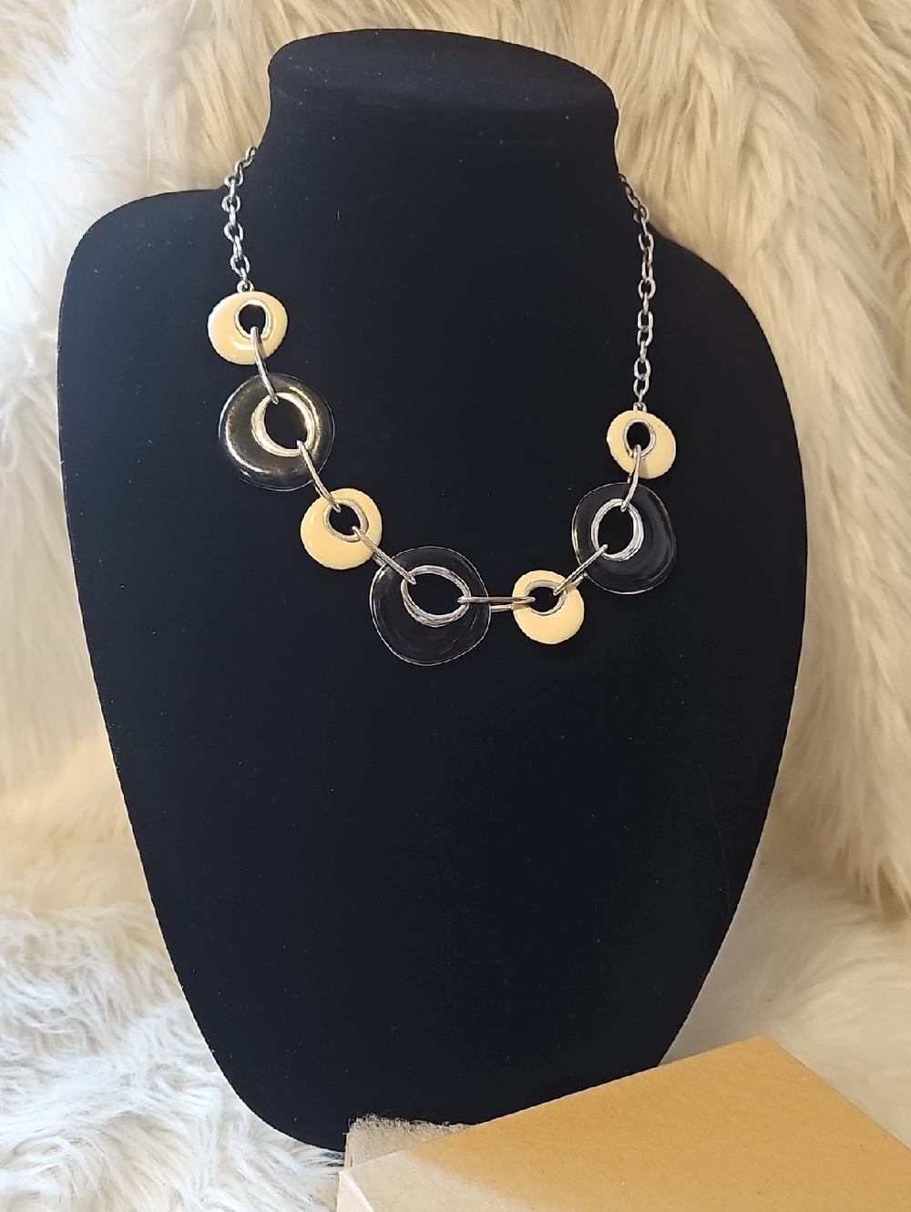 Premier Designs black cream enamel silver disc necklace #37